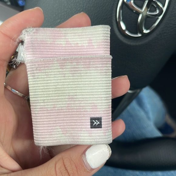 Thread wallet! - Picture 3 of 5